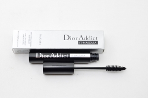 Тушь Christian Dior "Dior Addict It-Mascara". Купить туалетную воду недорого в интернет-магазине.